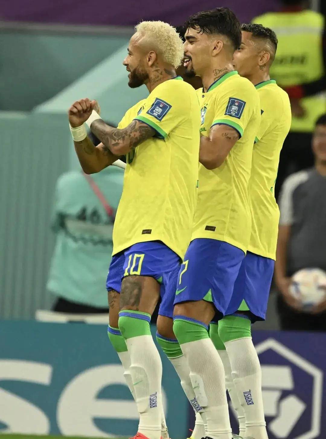 开云体育APP下载包含内马尔重要时刻爆冷,美国队带队取胜!比赛高潮迭起的词条